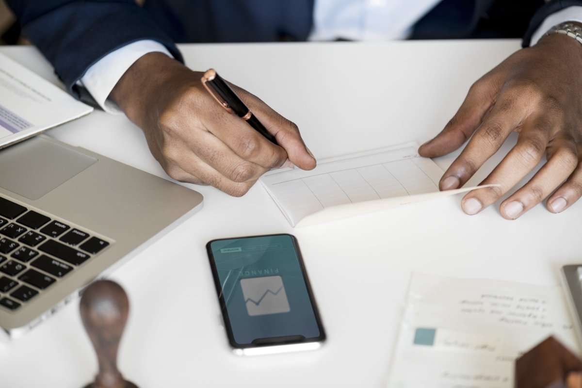 Cette année la Journée mondiale des télécom. &amp; de la société de l'information arrive comme une célébration de ce qui se passe actuellement en #RCA. Nous sommes les artisans d'une #transformation absolue. #Bitcoin, l’#Internet &amp; les technologies numériques vont changer notre monde