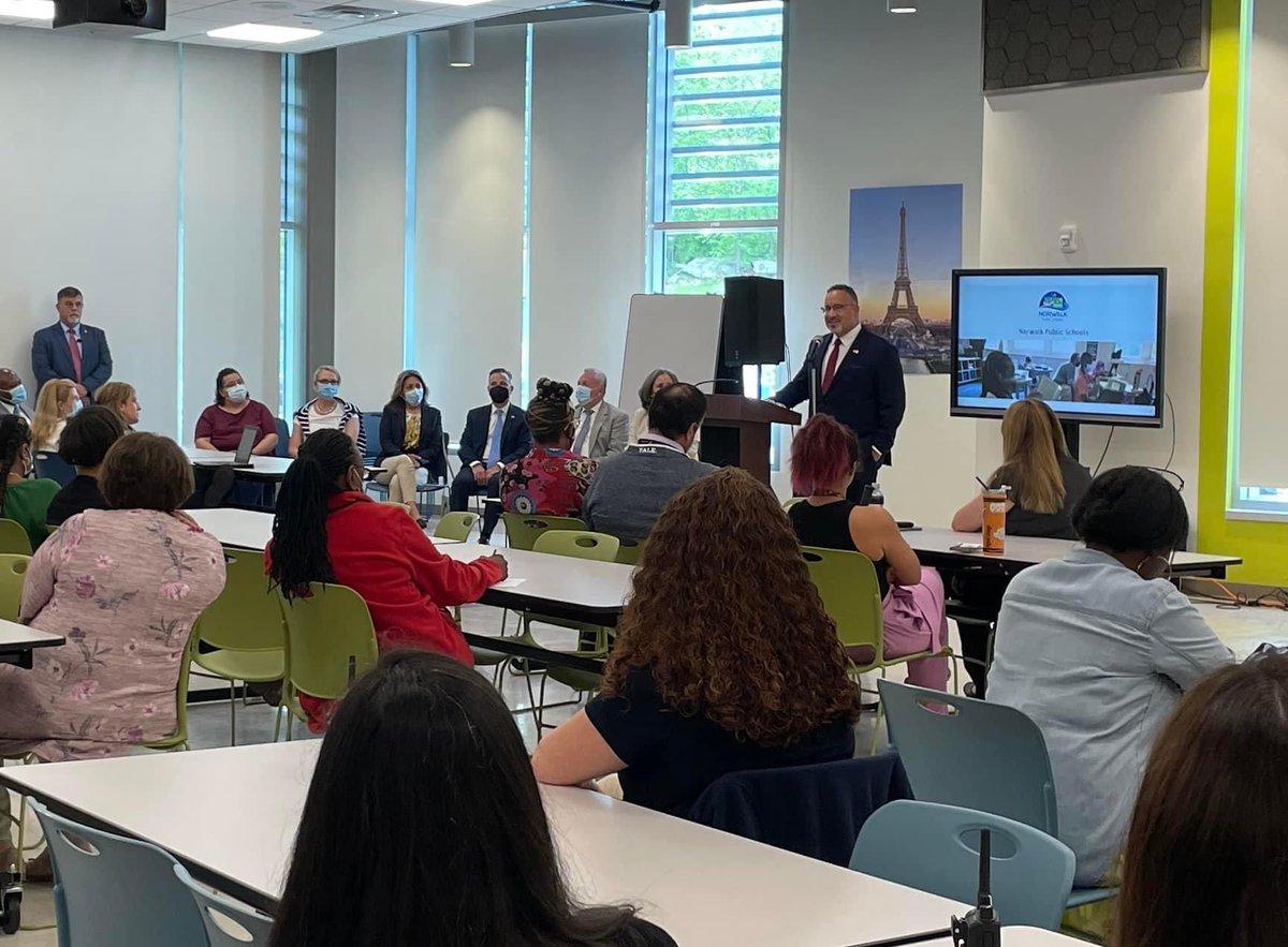 JeffersonES_CT's tweet photo. Superintendent Dr. Estrella and NPS hosted a very special guest today, US Secretary of Education Dr. Miguel Cardona! Secretary Cardona sat down at Ponus Ridge STEAM Academy and Jefferson Marine ES for an interview with MSNBC’s Symone Sanders, which will air in full this weekend. https://t.co/VNTa5qQ6sH