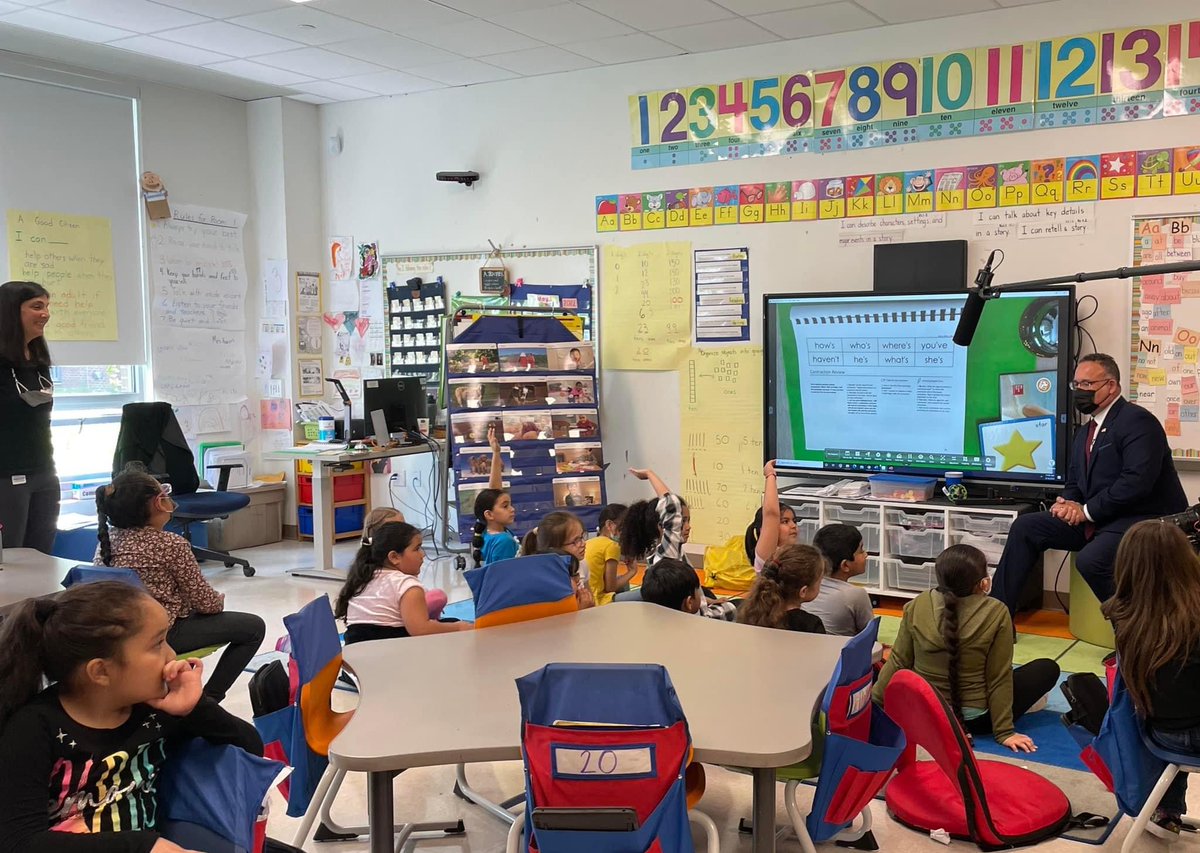 JeffersonES_CT's tweet photo. Superintendent Dr. Estrella and NPS hosted a very special guest today, US Secretary of Education Dr. Miguel Cardona! Secretary Cardona sat down at Ponus Ridge STEAM Academy and Jefferson Marine ES for an interview with MSNBC’s Symone Sanders, which will air in full this weekend. https://t.co/VNTa5qQ6sH