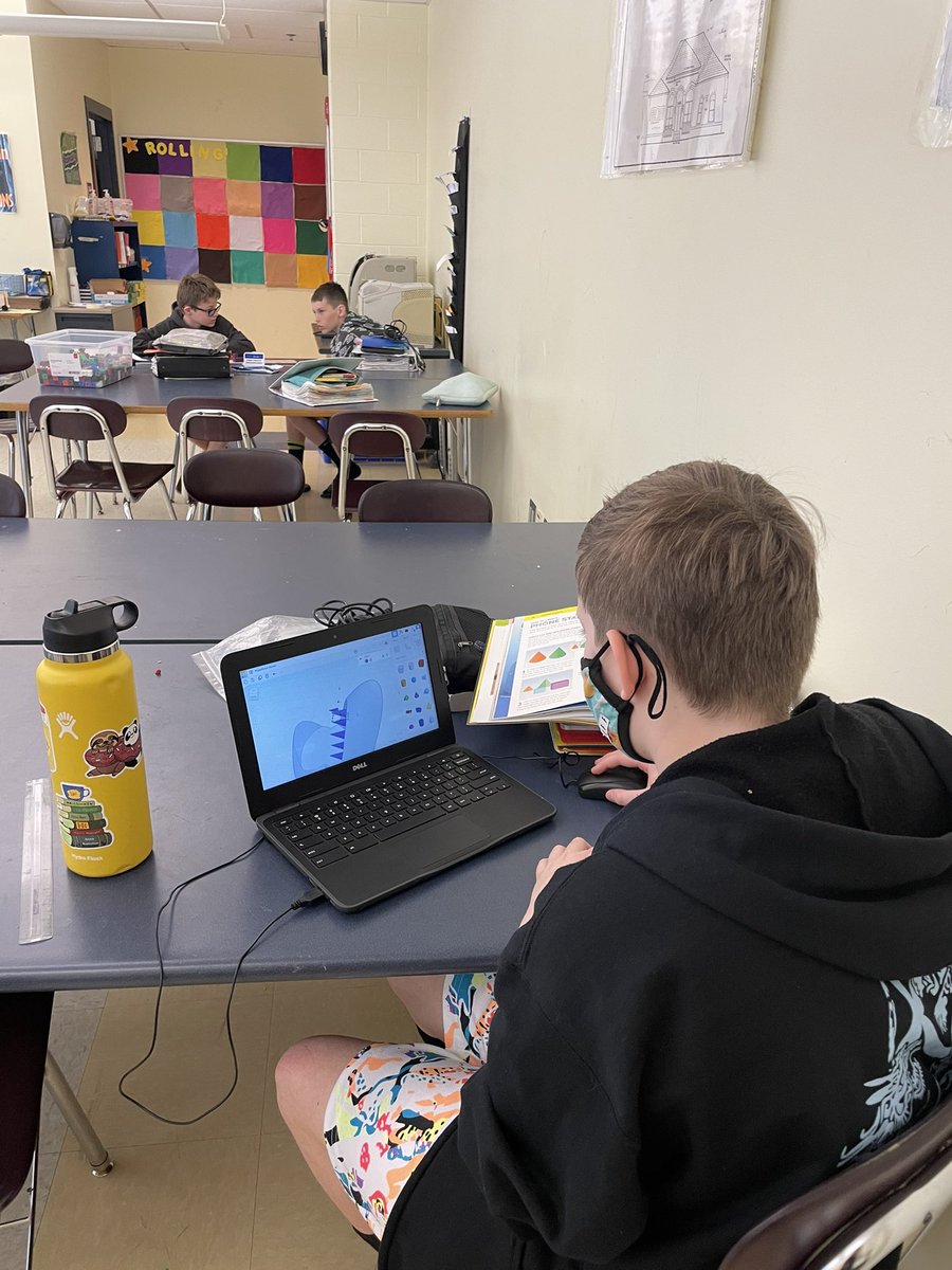 STEM_Spencer's tweet photo. Piloting next years build project @stem_lms #differentiate #tinkercad https://t.co/X9QTrBfWBM