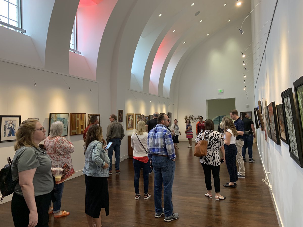 IAVMRegion6's tweet photo. Great start to day two of the #IAVMRegion6 Biennal Conference this morning with a tour of the @FaulknerPAC! Currently listening to a wonderful panel discussion on the impact of arts & culture growth in northwest Arkansas sponsored by @ExpFayetteville onstage 🎨 #BlazeYourTrail https://t.co/f6TV7RdymP