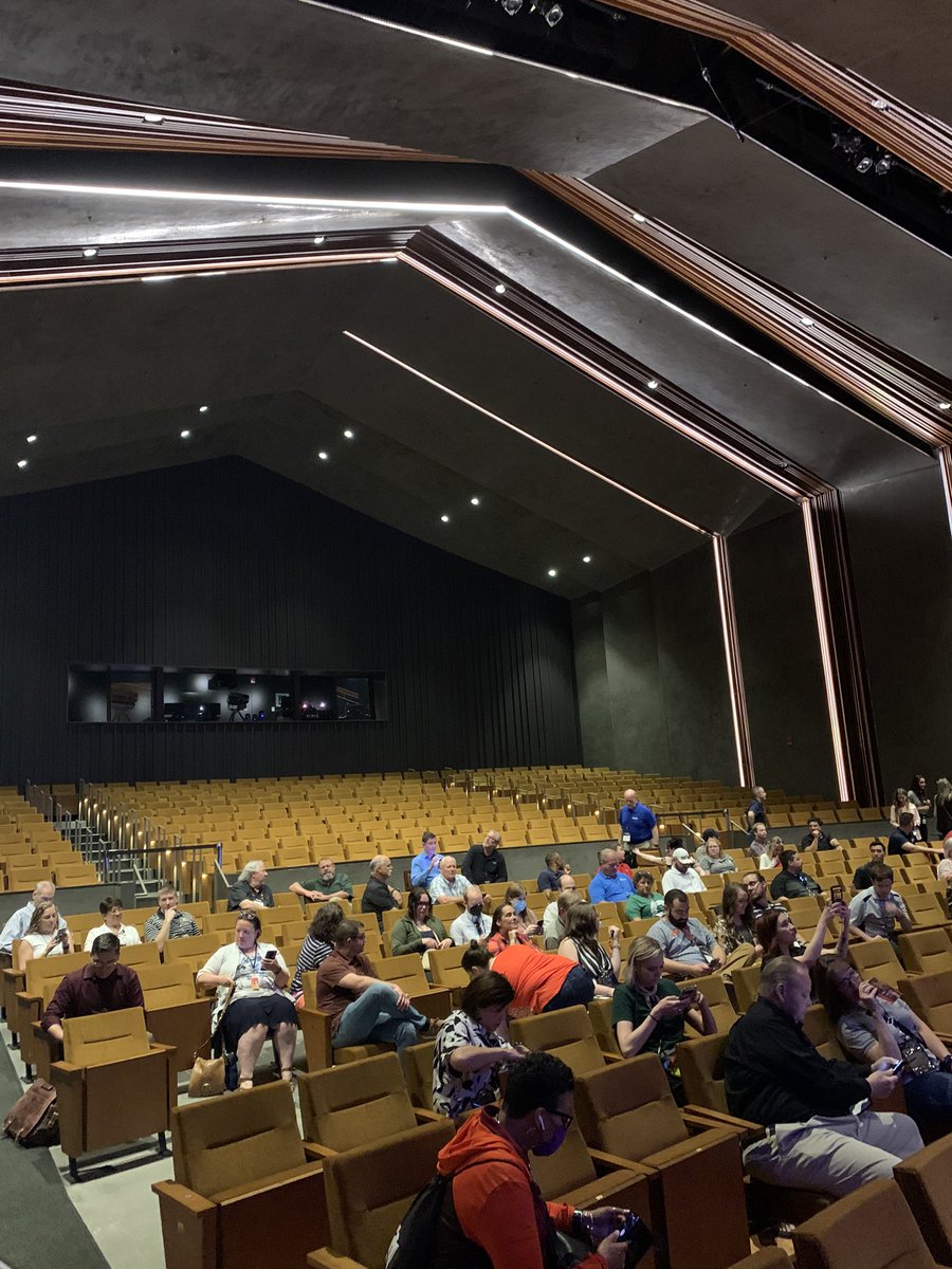 IAVMRegion6's tweet photo. Great start to day two of the #IAVMRegion6 Biennal Conference this morning with a tour of the @FaulknerPAC! Currently listening to a wonderful panel discussion on the impact of arts & culture growth in northwest Arkansas sponsored by @ExpFayetteville onstage 🎨 #BlazeYourTrail https://t.co/f6TV7RdymP