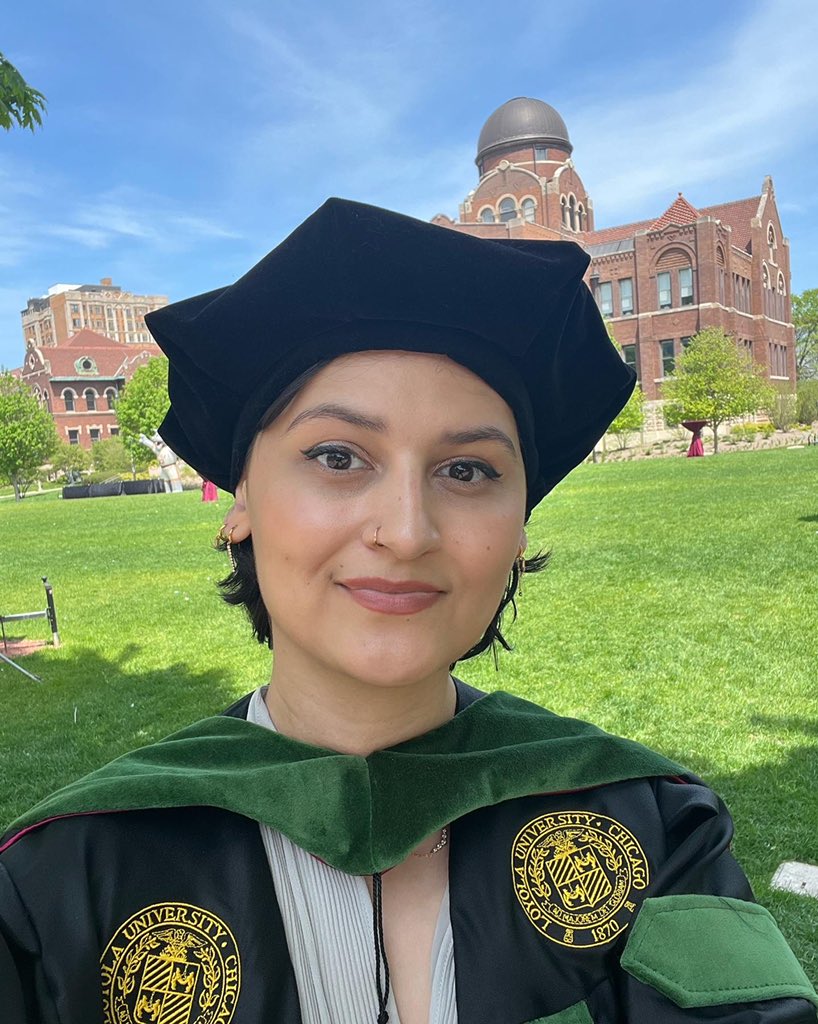 ah_meh_lah's tweet photo. This lil ole Bosniak/Albanian 🇧🇦🇦🇱Bronxite is a doc!
truly thank you to everyone who has helped me get here. So humbled to be part of such an amazing community #obgyn #MDgrad https://t.co/Ms6EjhCYHc