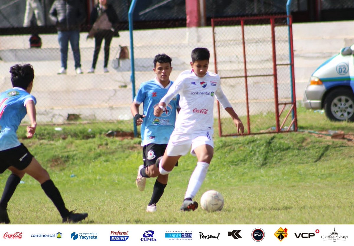 CanteradelTrico's tweet photo. #CanteraTricolor 🔴⚪🔵
#catSub15 ⚽️🙋🏻♂️
🏆 Torneo #Apertura2022
🗓Regularización fecha 14
¡Final del partido!
#NACIONAL 1 🆚️ 0 Resistencia
📌Gol: 7' PT Hugo García
#VamosLaAcademia https://t.co/mMXW2ug0Qp