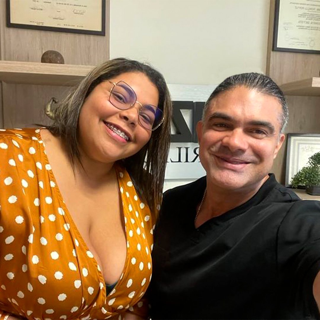 DrFiorillo's tweet photo. Esta es nuestra foto de bienvenida @liderazgo6cifras, estoy muy feliz que hagas parte de nuestra comunidad del #Plan1234Pro , vamos a trabajar por esos resultados deseados. 💪 🍏👨🏻‍⚕️💚#saludable #FelizLunes https://t.co/ymp2bQoJ4H