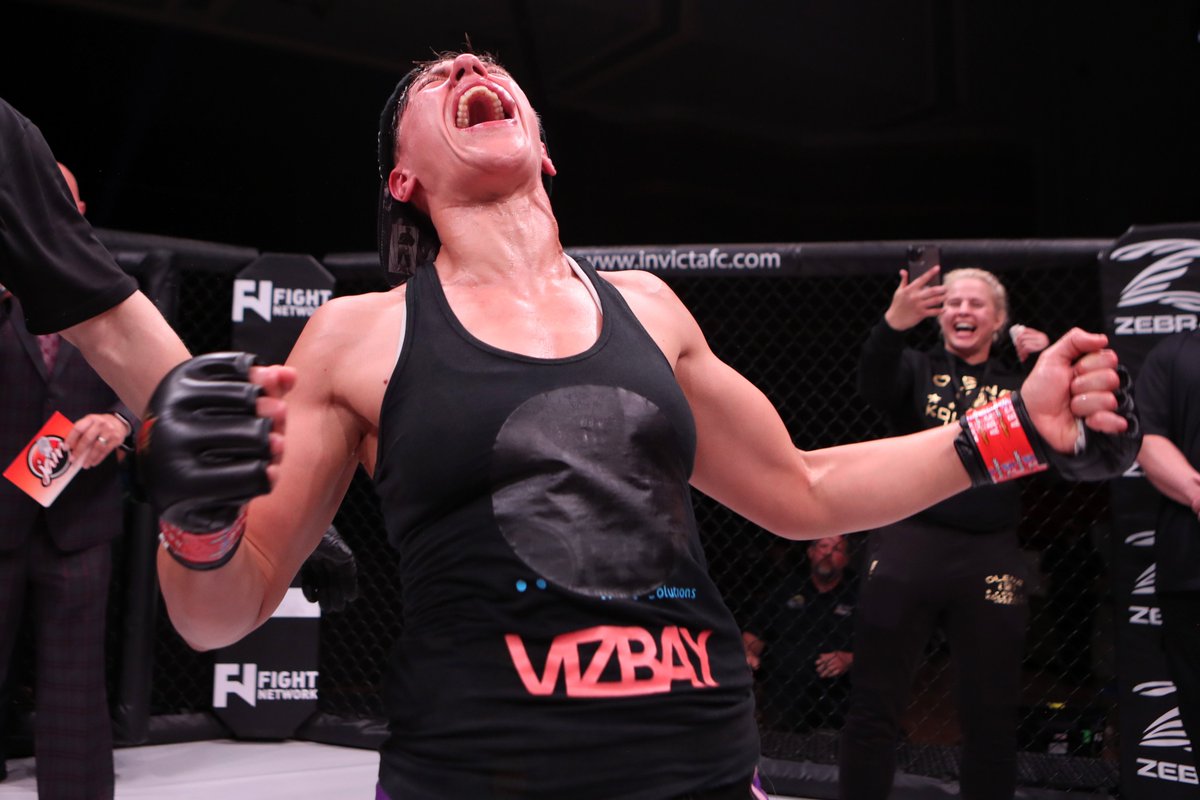 InvictaFights's tweet photo. Check out the #InvictaFC47 fight gallery by photographer Dave Mandel here: https://t.co/T9kecLx4uC https://t.co/6y9ZPnZGmU