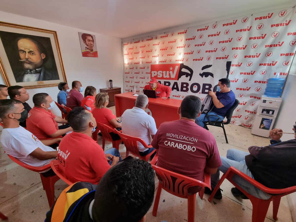 En Carabobo, hoy Martes 17 de Mayo, nos encontramos con las y los Movilizadores Municipales del  <a href="/PartidoPSUV/">PSUV</a> para atender: 1x10 del buen Gobierno, BICENTENARIO de la Batalla de Pichincha y el apoyo a la carga al sistema RAAS. <a href="/NicolasMaduro/">Nicolás Maduro</a> <a href="/dcabellor/">Diosdado Cabello R</a> <a href="/rafaellacava10/">Rafael Lacava</a>