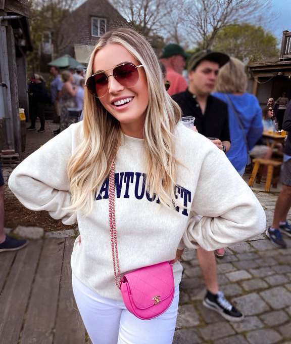 Nantucket vibes with @BagBorrowSteal https://t.co/PlU1OXgjFG<a class="tags" target="_blank" title="On Twitter" href="/?out=eyJ0eXAiOiJKV1QiLCJhbGciOiJIUzUxMiJ9.eyJpYXQiOjE3MjA5MzEyMzEsImlzcyI6InR3cG9ybnN0YXJzLmNvbSIsIm5iZiI6MTcyMDkzMTIzMSwiZXhwIjoxNzUyNDY3MjMxLCJyZWRpcmVjdF91cmwiOiJodHRwczovL3R3aXR0ZXIuY29tL0JhZ0JvcnJvd1N0ZWFsIn0.WfxEWV2WgftYlUjEpdfH05Gk4FRnpl9AOJgFAA6MBv_hcRPds1yovSYkfd2iteg8mWqsunQa_Ph23Ed_803gVw">@BagBorrowSteal</a><a href="/tag/sponsored"class="tags"><span>#sponsored</span></a>