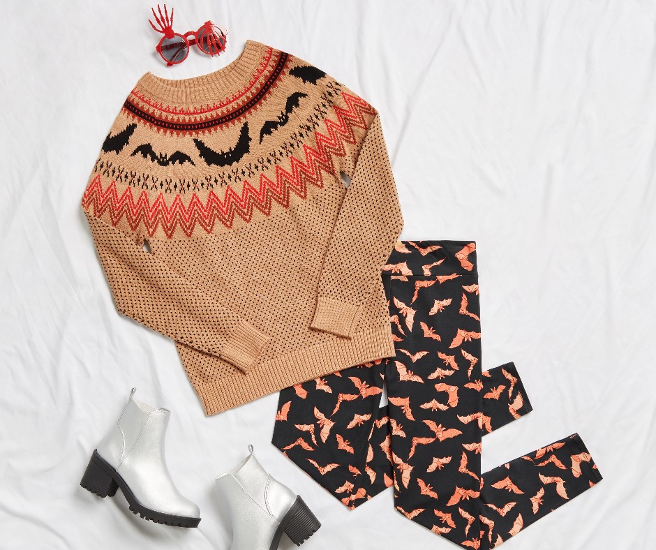 ModCloth's tweet photo. Boo-reaking news: Halloweenβs here! π»
https://t.co/s1bQJglLph - Sweater
https://t.co/habBooYzj5 - Leggings
https://t.co/92ALXqhigE - Boots
#mymodcloth #modcloth #halfwaytohalloween #halloween #spooky #spookyseason https://t.co/yIunrU93Qc
