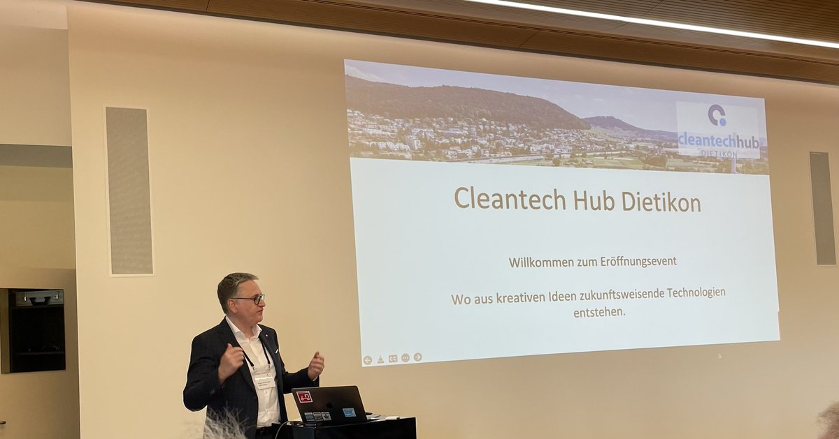 campaigning's tweet photo. @StapiDietikon Roger Bachmann eröffnet #Cleantech Hub Dietikon in den Räumen der @EKZenergie. @StadtDietikon soll Know-how-Hub für innovative Technologien im Umwelt- & Energiebereich werden. Habe die Ehre, im Beirat zu sein #CTHD @8953Dietikon https://t.co/IUi4YdpVLW