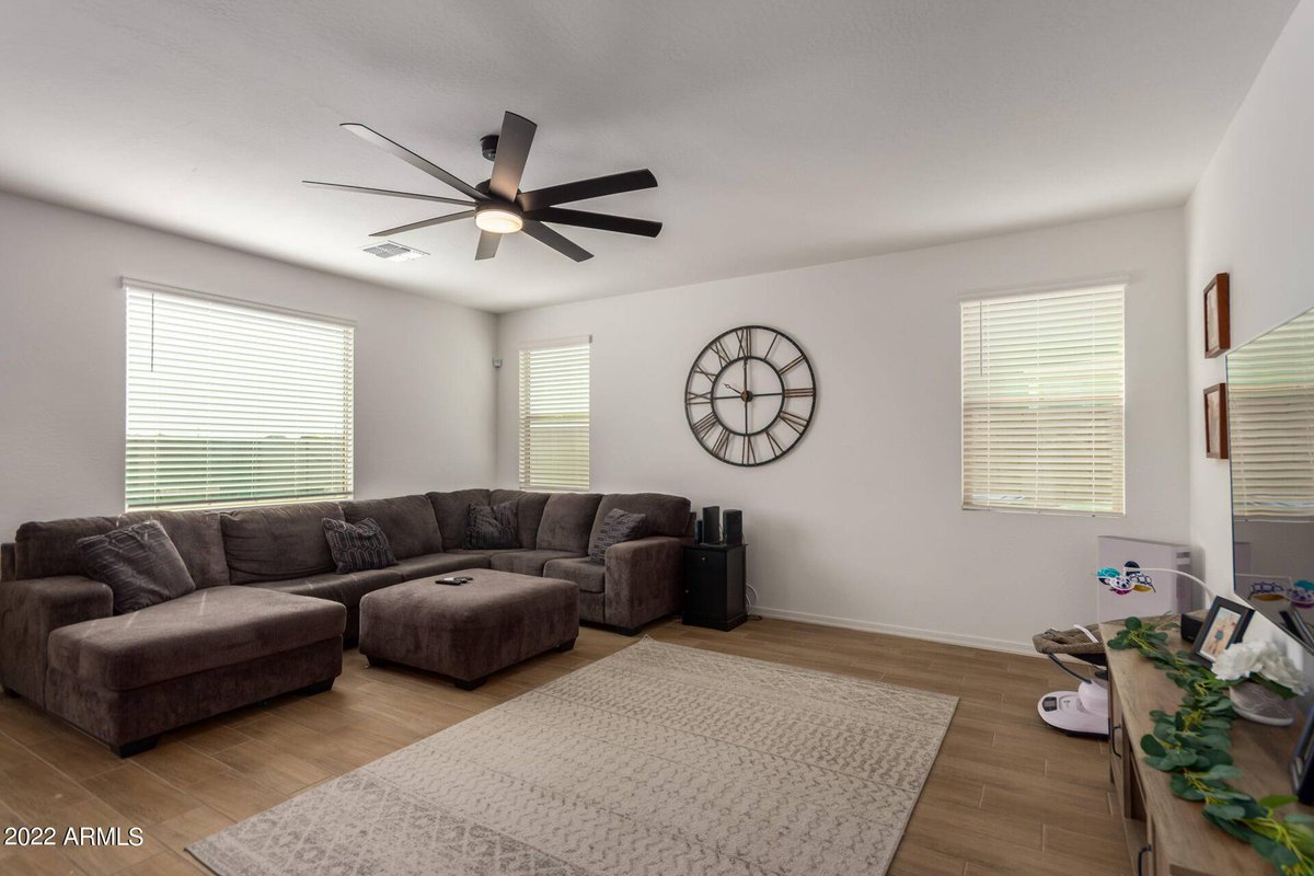 KrysTheRealtor's tweet photo. I know you want a less than 1yr old home in Maricopa. Reach out for a private tour today. 

18747 N SAN PABLO ST, Maricopa, AZ 85138 just hit the market!
Take a look at this awesome space: https://t.co/aRFIvnALom https://t.co/gZBg7Trlcj