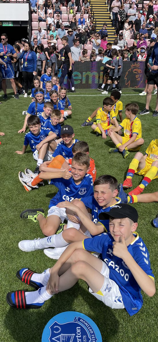 SportsOLOC (@olocsports1) on Twitter photo Well done to all of the players at the Premier Primary Stars Football Tournament, especially our amazing girls who have done us proud! Some brilliant saves, cracking goals and exceptional football all round! ⚽️ ⭐️ <a href="/EITC/">Everton in the Community</a> <a href="/childwallcePE/">Childwall CE Primary - PE & Sport</a> #PLPrimaryStars Well done to all of the players at the Premier Primary Stars Football Tournament, especially our amazing girls who have done us proud! Some brilliant saves, cracking goals and exceptional football all round! ⚽️ ⭐️ <a href="/EITC/">Everton in the Community</a> <a href="/childwallcePE/">Childwall CE Primary - PE & Sport</a> #PLPrimaryStars