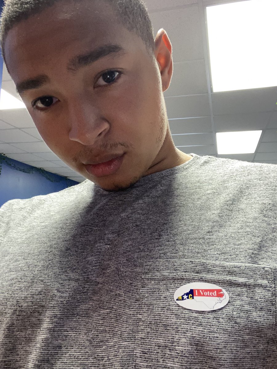 Glizzy_Alesanj's tweet photo. Make sure yโall go out and VOTE todayโผ๏ธโผ๏ธโผ๏ธ https://t.co/IpncdmiWYf
