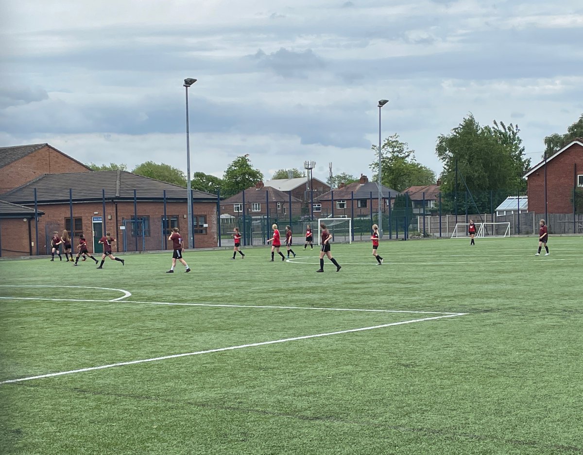 #letsgirlsplay football match at #FGS <a href="/FGSsports/">PE SPORT</a> good luck all!