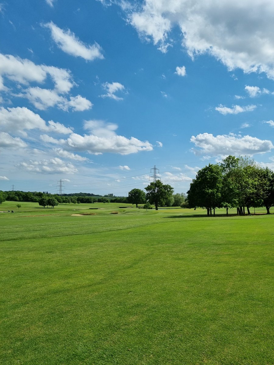 jack_w_ireland's tweet photo. A year plus worth of rust shaken off today @HCGolfschool new range and short game area looking very good will be back next week! https://t.co/oiPgysjbtn