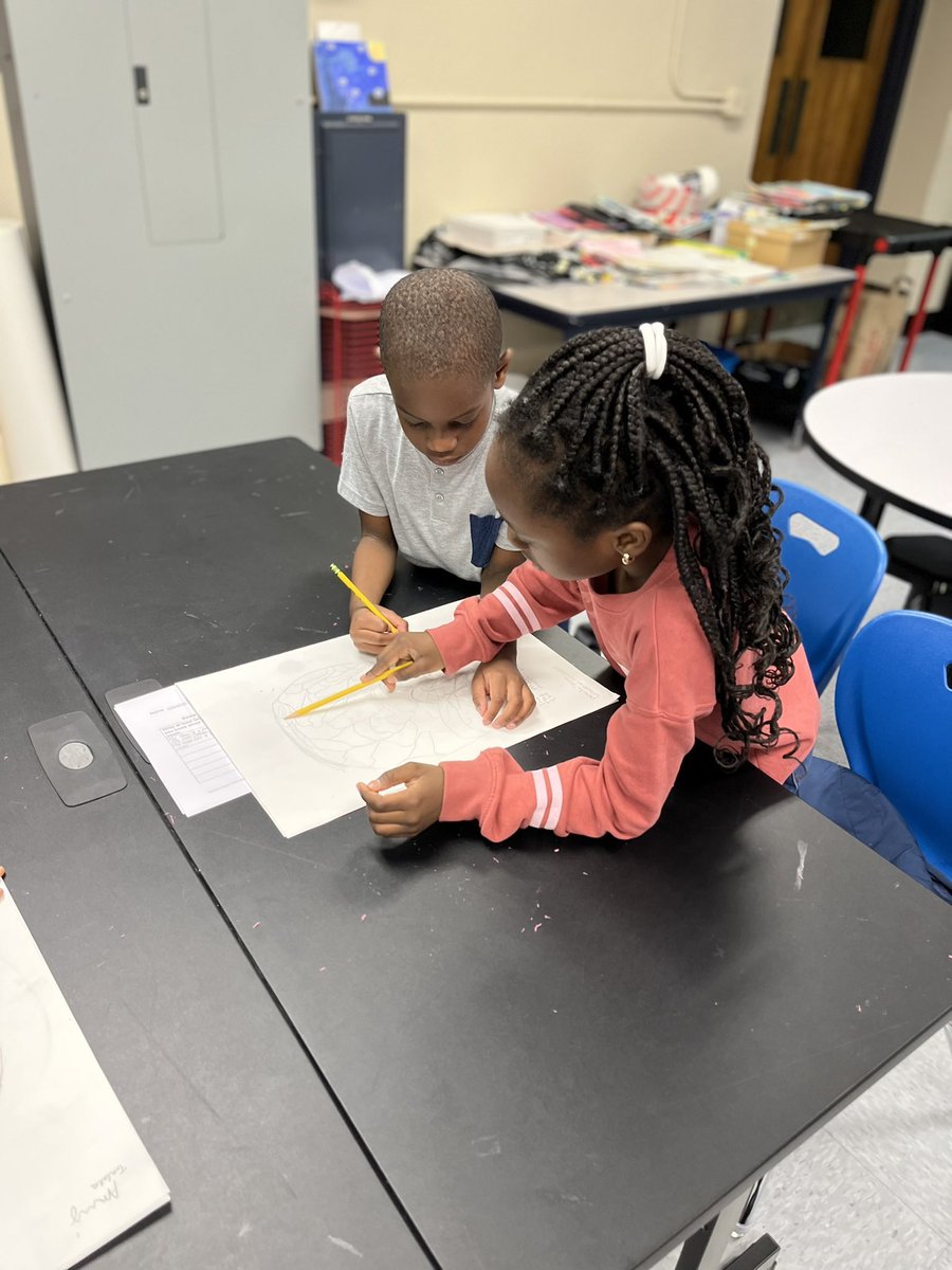 MrsMorris218's tweet photo. 3rd Graders love their time in the Innovation Lab! @WheelerAvenue @MrJohnFrias @VS13UFSD https://t.co/TVLXDJef1T
