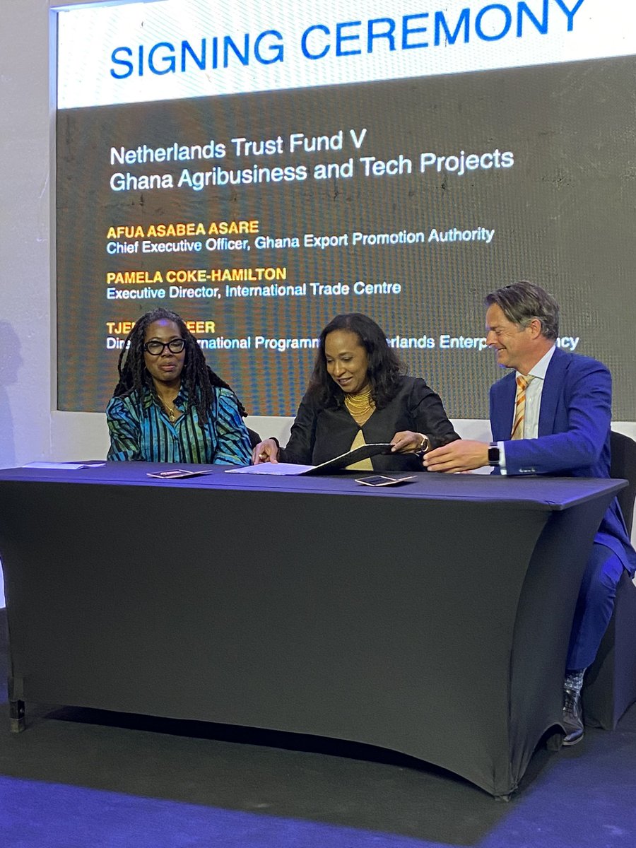 amaofei's tweet photo. The Netherlands Trust FundV @NLinGhana and @GEPA  just signed a MoU at #wtpo2022. @ITCnews will implement a value chain dev project l aimed at improving the competitiveness and livelihood of farmers and agribusiness MSMEs in the cocoa &amp; digitalisation. @RVO_Int_Ond @TjerkOpmeer https://t.co/slO0ajlpRU