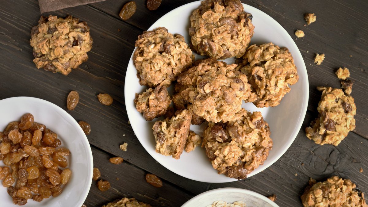 COOKSMART3's tweet photo. Happy #WorldBakingDay! What is your favourite thing to bake? Do you prefer sweet or savoury? https://t.co/WXxkieDRgE