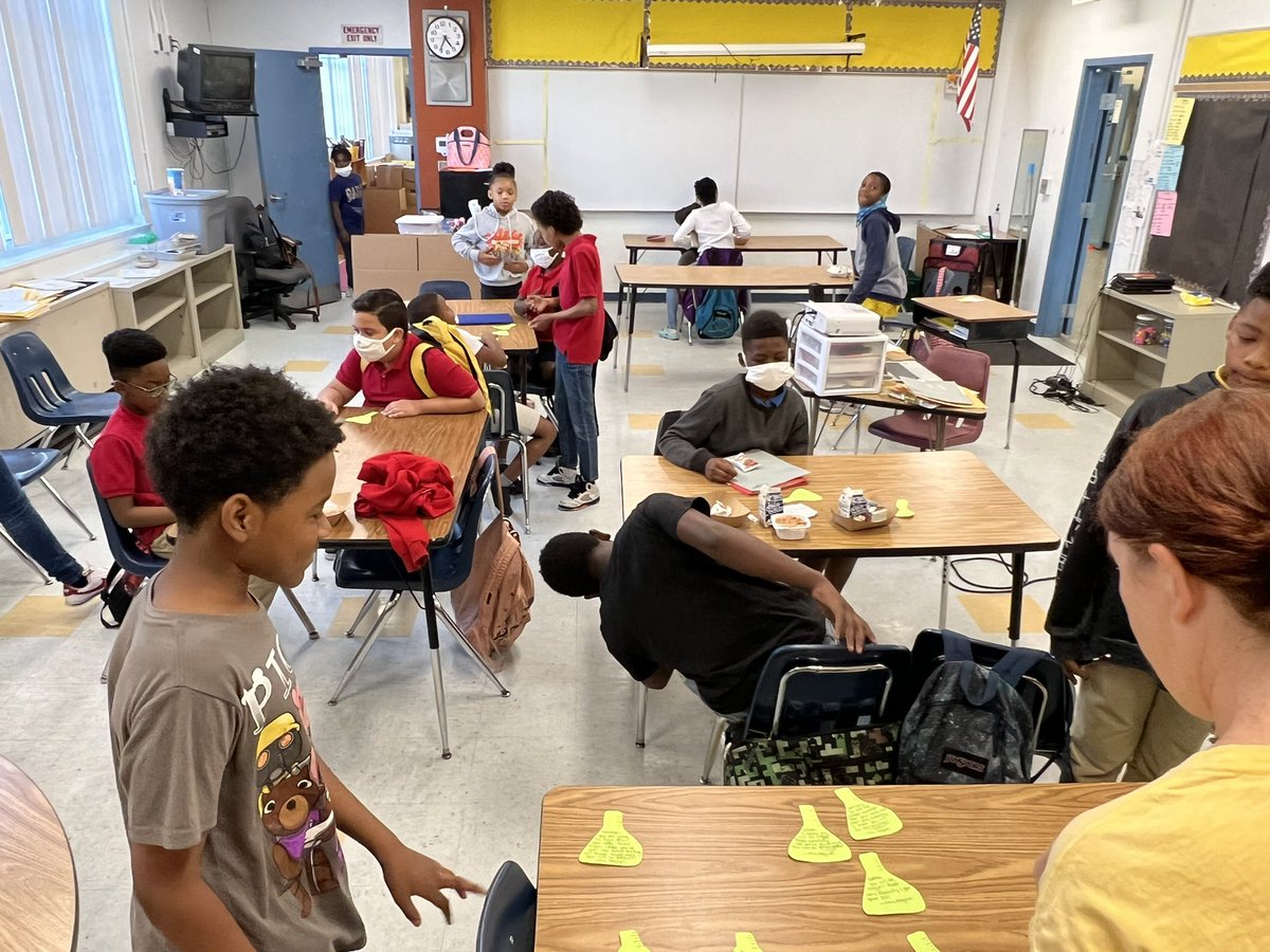 Treated our amazing 5th grade scientist to a waffle bar and some hand written notes to get their first day of Science FSA on the way! <a href="/BrowardElem/">Broward Elementary</a> <a href="/WeAreHAEST/">HAEST</a> <a href="/HCPSElemScience/">HCPSElemScience</a> #wafflebar #notestanxiety #encouragingnotes
