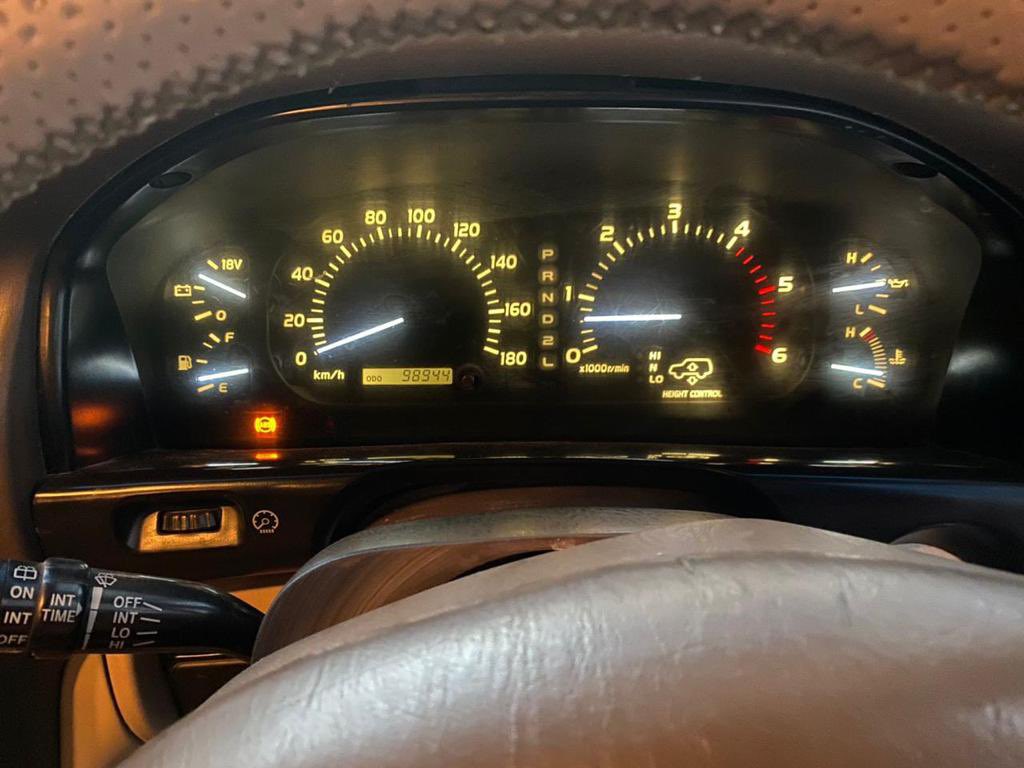 Alawijamalileil's tweet photo. A friend is looking forward to sell this Toyota Land Cruiser 100 4.2L 2006 Automatic ,Turbo Diesel with a genuine mileage of 98K
Asking price 3.25M ONO. 

0758001001

Kindly retweet the new owner could be on your timeline https://t.co/L46HaBEcJw