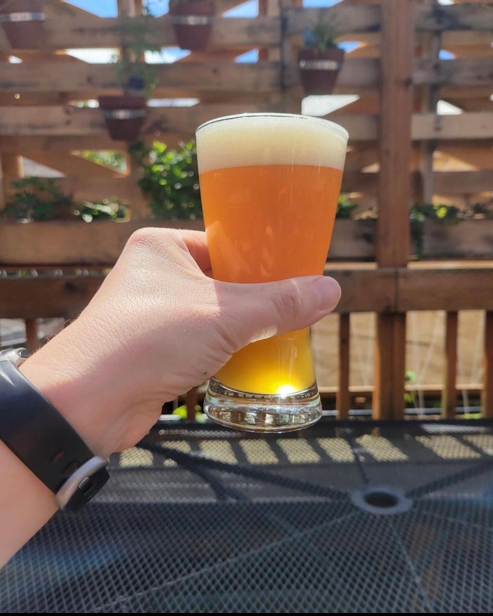 BadJimmys's tweet photo. Happy #syttendemai or “Norwegian Constitution Day”, as the Constitution of Norway was signed at Eidsvoll, Norway on This day in 1814.
And in celebration of that historic day we are proud to have our Nordic Farmhouse Ale on tap today at 3pm. #seattlebeerweek https://t.co/o8xsIJoSdS