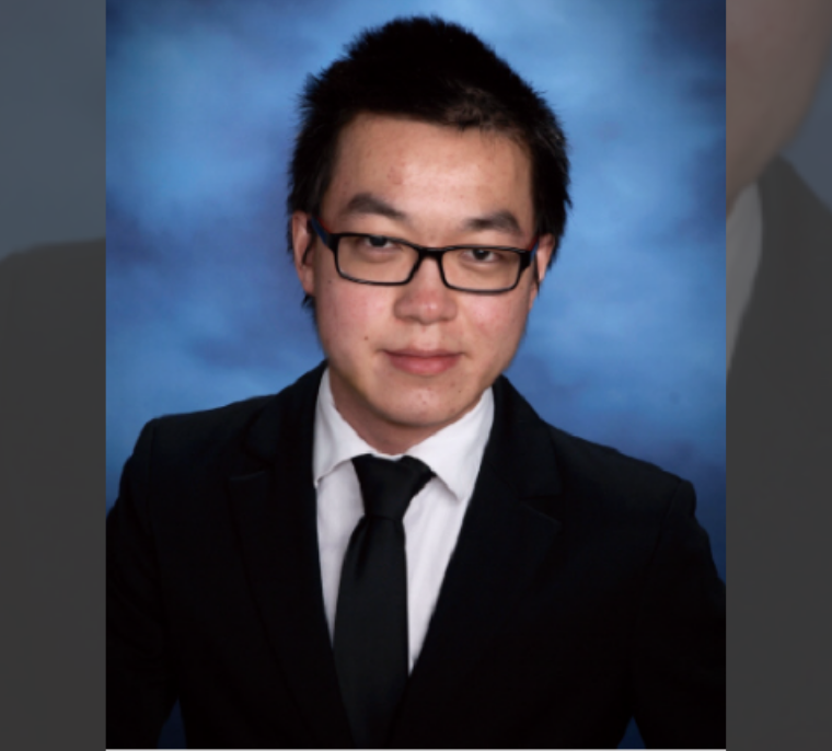 Congratulations to Carmel High School senior, Kevin Wang, who was named a 2022 U.S. Presidential Scholar. Of the 3.7 million eligible seniors, around 5,000 are qualified to apply and only 2 win from Indiana! This is the second consecutive year a CHS student has been named. #MyCCS