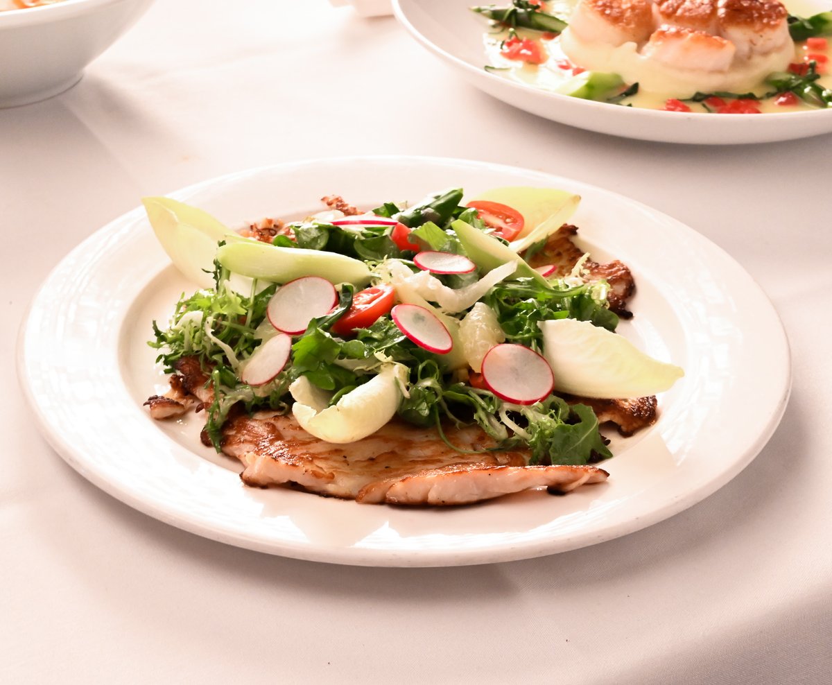 📸: WHOLE PAILLARD OF CHICKEN BREAST ~ the perfect lunch