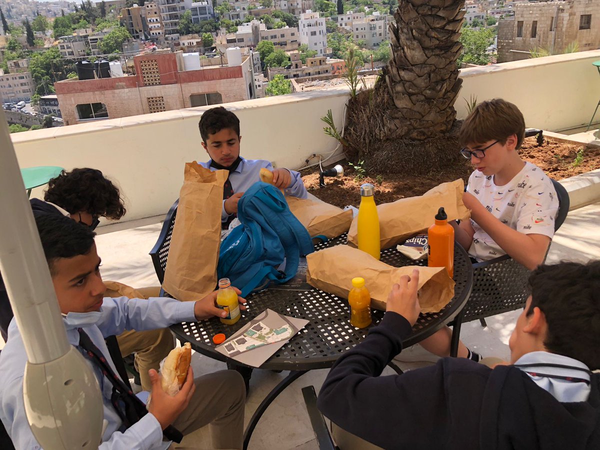 KingsAcademyJOR's tweet photo. Middle Schoolers ended the year with an engaging #minimester based on human geography during which they explored connections to land, people, economy, culture and traditions. #MiddleSchool https://t.co/jMChKbfbk8