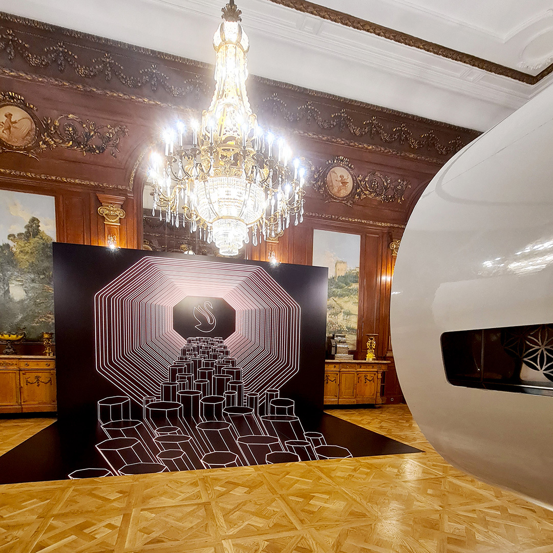 Esfering's tweet photo. 📸 Making off del efecto tridimensional con nuestro tótem fotográfico en el eventazo de #Swarovski 📸 https://t.co/cgzP1uCXVZ