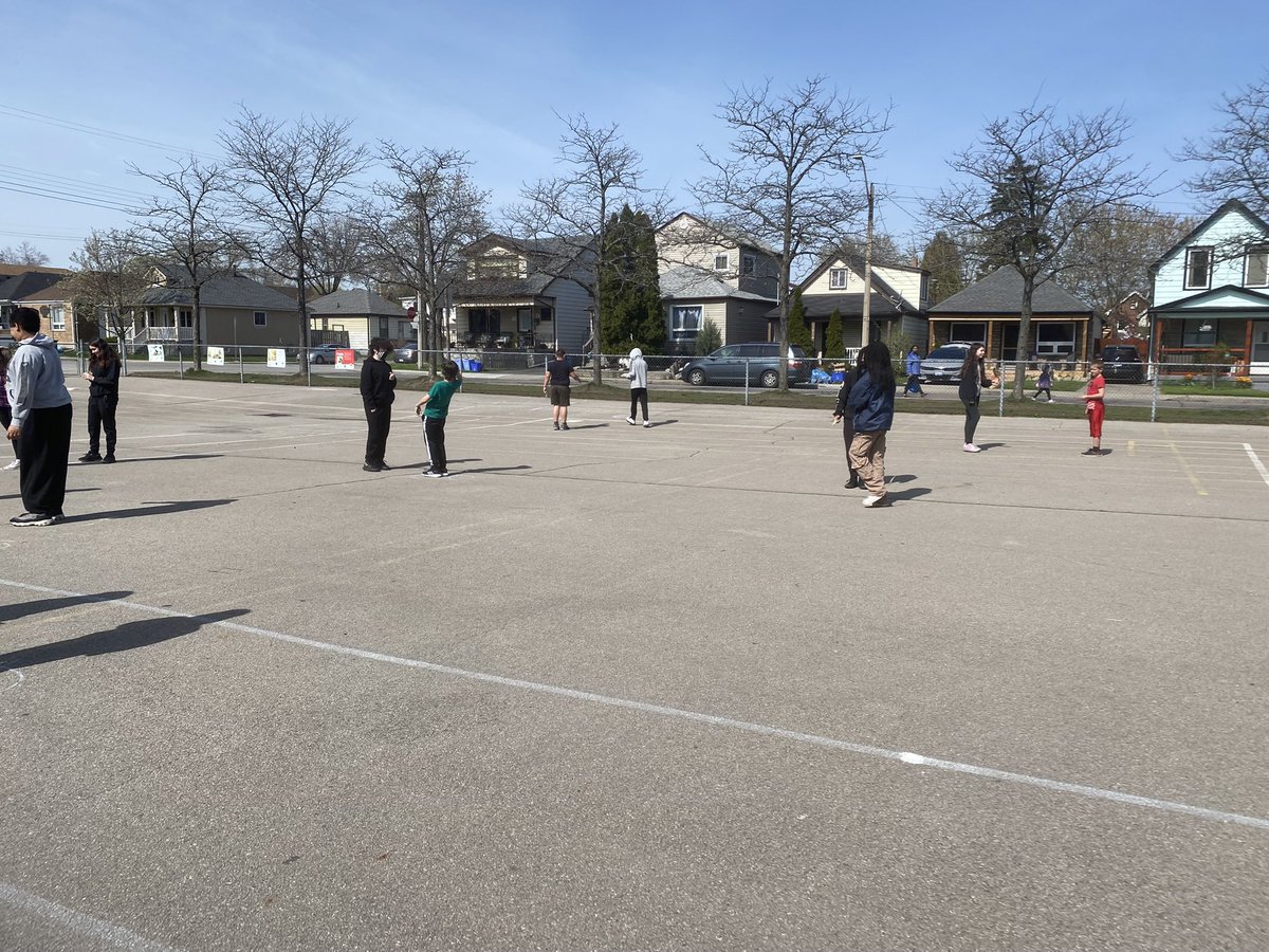 Miss Wright tweet media