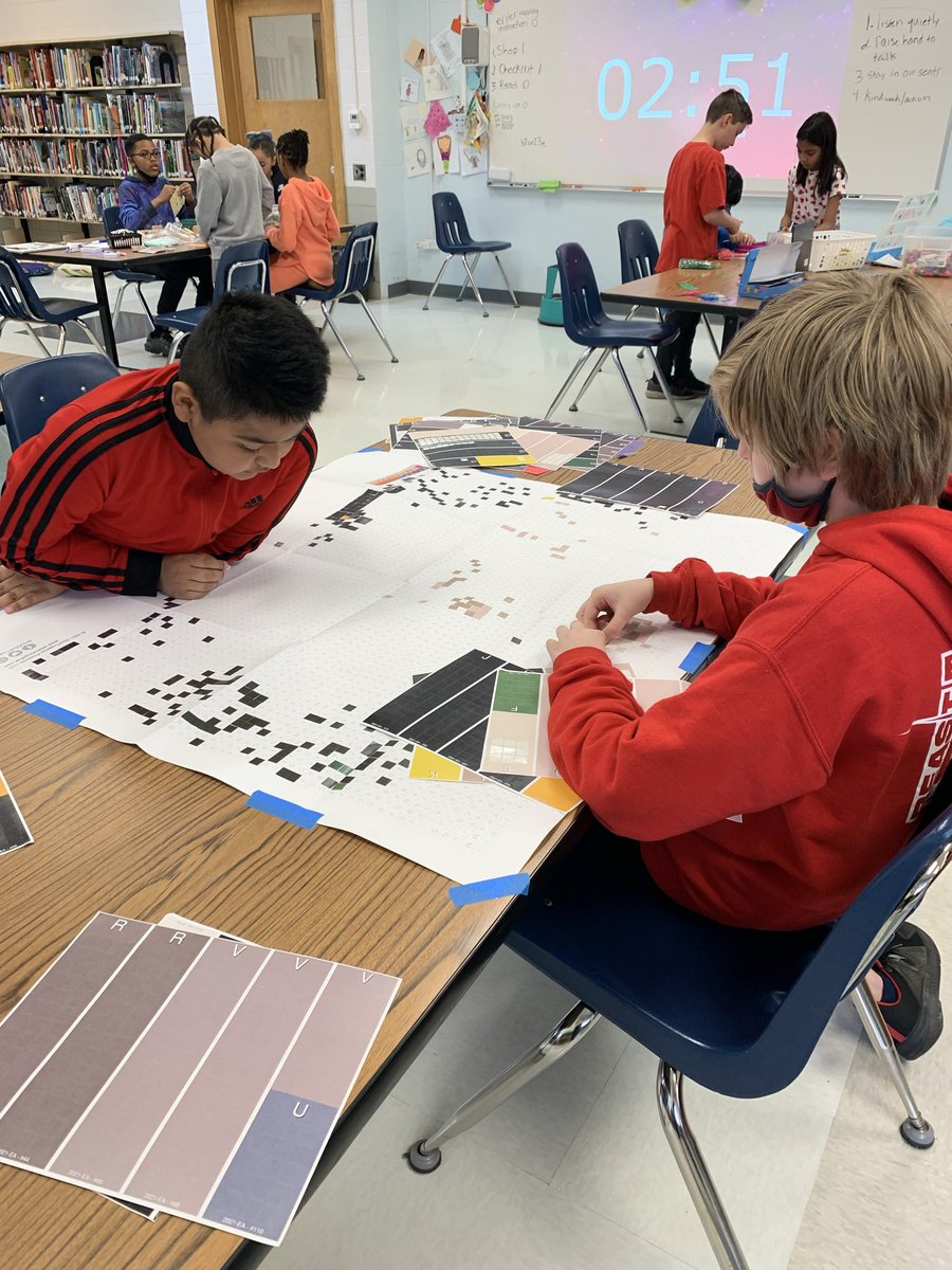 WPSWISLibrary's tweet photo. More awesome Makerspace photos!@SD925District @sd925WIS @sd925wps https://t.co/eDq7xgIWLE