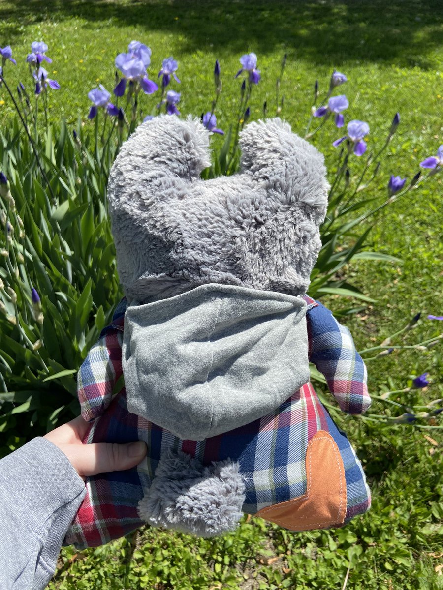 I want to give the world’s biggest hug to <a href="/plushieghoul/">plushie ghoul ★~(◡﹏◡✿)</a> for her work on my custom plushie. In 2017, I lost a good friend. She turned the jacket I had from him into the most lovable plushie and wrote a beautiful story to go with him. Justin will be forever loved. 🧡