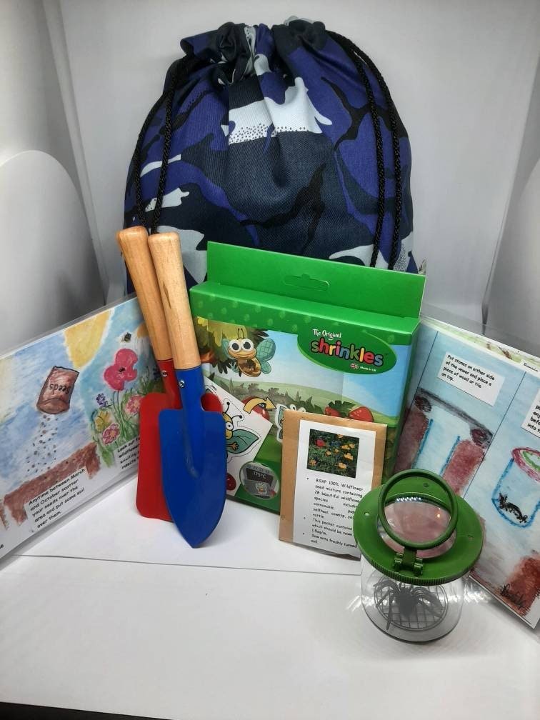 bagsofmoments's tweet photo. I'm so excited to share the latest addition to my #etsy shop. The perfect kit to get your little gardener outside. Click on the link below for more details... https://t.co/Zgx3TZ4uGy
#outdoorfun #gardening https://t.co/dr4duYrhm2