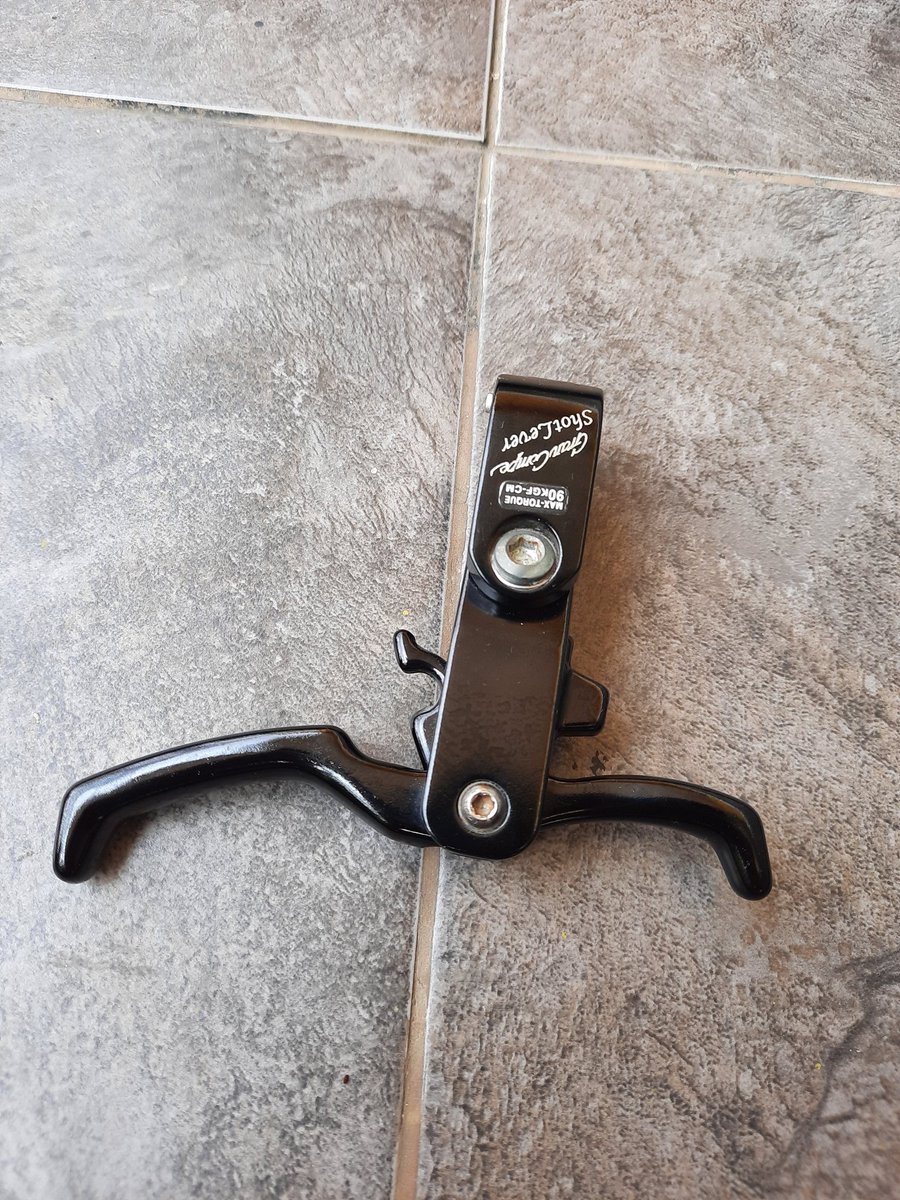 Anticlo26's tweet photo. WTS Gran Compe Shot Lever
Good condition 250.000 aja
Udah inc ongkir jgn ditawar lagi🙏🏻
#fnfjb https://t.co/p5Fj0CJaG5