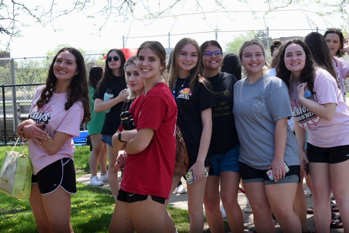 ResurrectionHS's tweet photo. Today is the last day for our seniors! Last Friday we celebrated with a Senior BBQ. Good luck and best wishes to each and every one of your on your future adventures in your college careers and beyond! #RES #RESstudentlife #RESseniors #RESseniors2022 #classof2022 #BanditPride https://t.co/OlTGiNoGT9