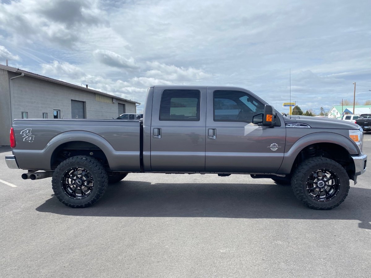 HallMotorCompa1's tweet image. If this isn't one of the most pristine pre-owned Super Duty's we've ever seen....