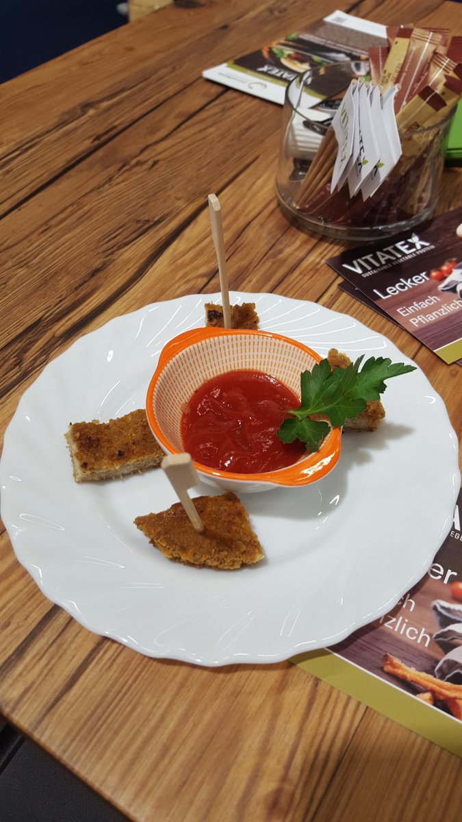 foodanddrinktec's tweet photo. Grain expert #GoodMills showed us its Vitatex texturate in a #plant-based application such as a vegan Schnitzel.
#Texturates #Meat #Replacements https://t.co/TlAUDQT21M