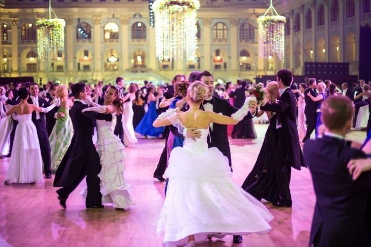 djbrock_steele's tweet photo. Keep in mind that one of the best ways to encourage your #wedding guests to get out on the dance floor, is to get out on it yourself!

Along with hiring a professional wedding #DJ: https://t.co/4rlzyALbqd

#weddingreception #djsteele #djbrock

📷: https://t.co/SBKCJwMhjo https://t.co/Qm8A6Wi6DL