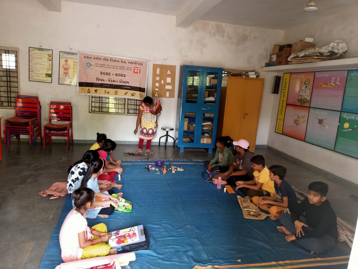 manthancsc's tweet photo. Today We have conducted a program of traditional & STEM Toy's making Workshop in which students have learnt to make Dancing Men, 3in1 Sprinkler/Fountain/whistle toy, Magical straw by their own. #Summerprogramme #vacationprogramme @narottamsahoo @InfoGujcost @dstGujarat @IndiaDST https://t.co/oOQQCBdnZY