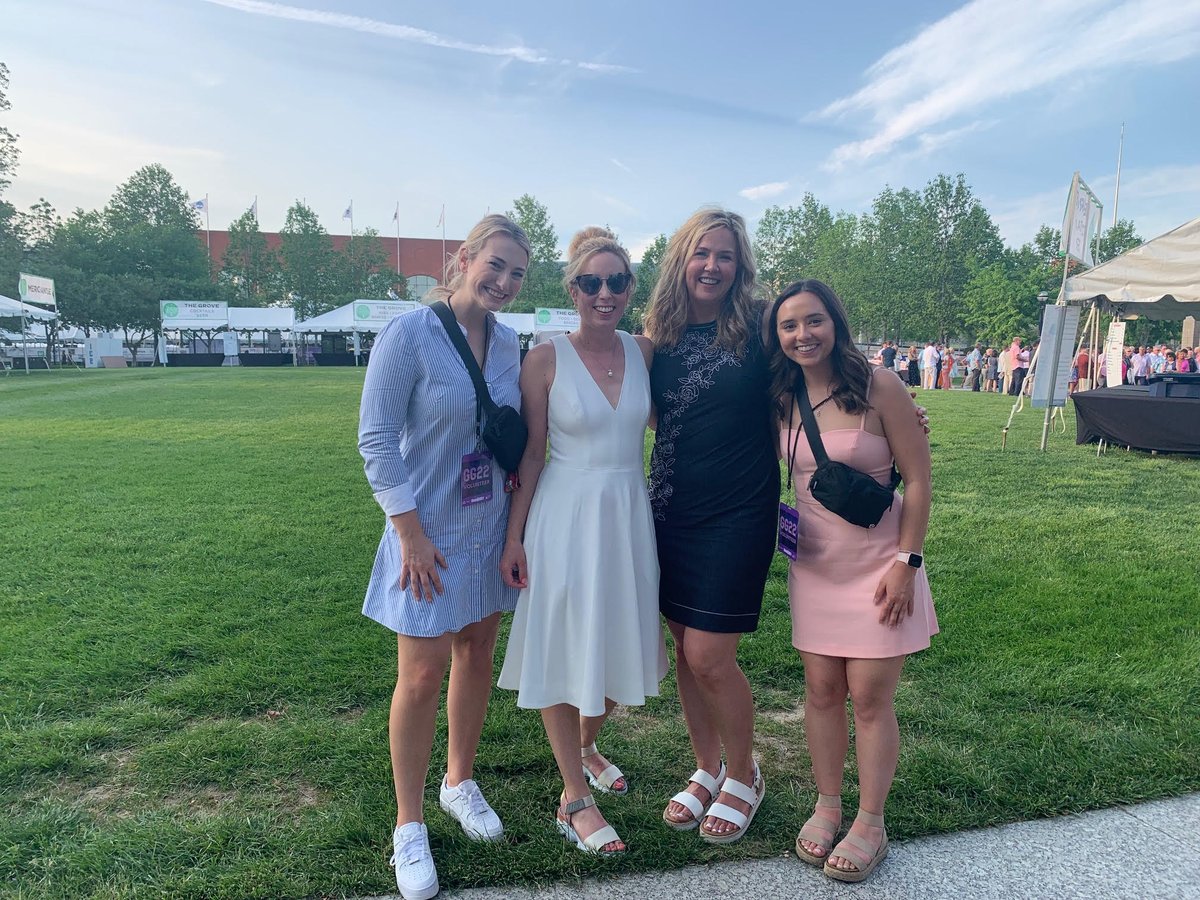 MKR_Agency's tweet photo. Hats off to the @CHNw Foundation for raising 2.2 million dollars for the Oncology Patient Assistant Fund at #TheGivingGig! Our team had a great time, and Lionel Ritchie was the exclamation point to the evening's festivities at the TCU Amphitheater. https://t.co/dNqEZUARip