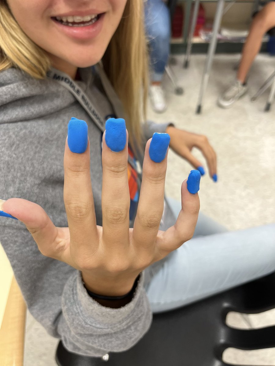 winstonchowder's tweet photo. What should we do after testing??? Let’s play with clay!!!@oms_bulldogs @oms_bulldogs https://t.co/RnQzX6nigX