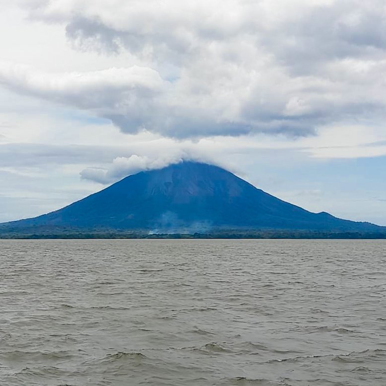 amamosanic's tweet photo. Isla de Ometepe | #Nicaragua https://t.co/Y3J3zVtrCX