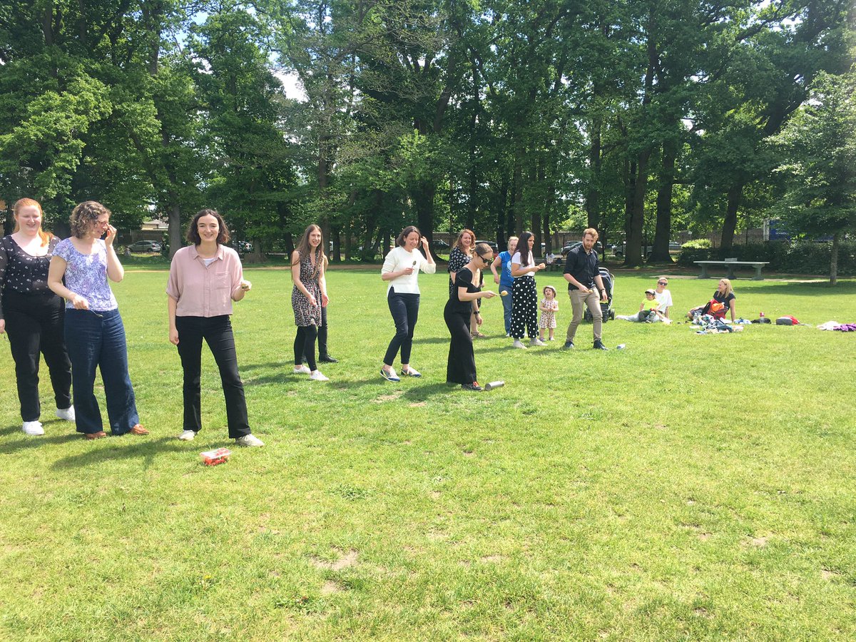Thank you to Merethe (@MBlandhol), our Norwegian RA, for inviting us to join the tradition of a Potato Race to celebrate the Norwegian national day today! The sun in South Park shone down on us, but unfortunately, there were some potato casualties...