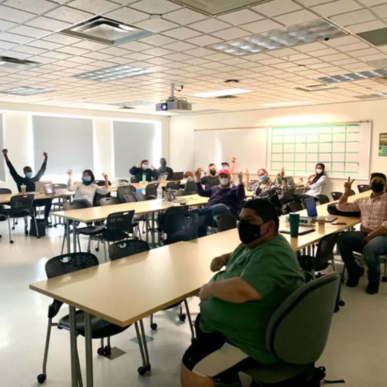 ACPRCampaign's tweet photo. After a little time off, we are back in action and excited to join forces with @TheRoyalMHC for our upcoming campaign. We look forward to raising awareness and funds for mental health services in Ottawa.
#acpr #algonquincollege #acprcampaign #TheRoyal #publicrelations https://t.co/Hwn1oeHEvo