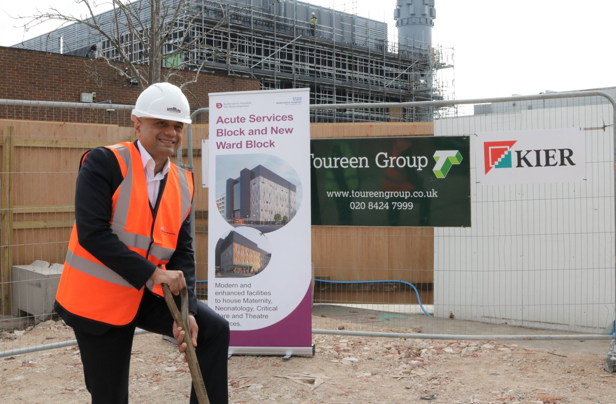 MurphyPhilipps's tweet photo. We recently welcomed @sajidjavid to the L&amp;D site to host a ground-breaking for the acute services block and ward block.
 
The project will make a huge difference to patient care and staff morale - housing facilities for maternity, neonatology, critical care and theatre services. https://t.co/owHYonF7N4