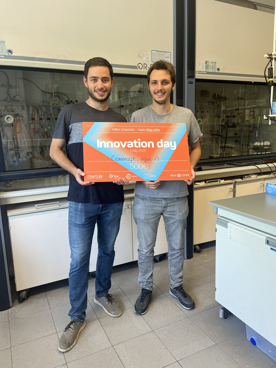 Congratulations to #Ignasi and #Javier, PhD students of our CatHom family, who have won the innovation day award for creative minds! 🤙🏼🍾
