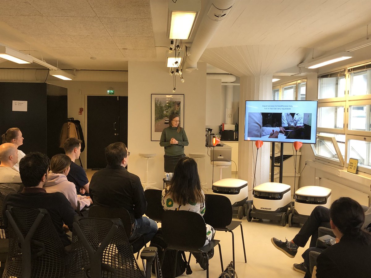 ixdahel's tweet photo. Big thanks to Monika Zych, @Satuanttonen and @MelanieWendland for shining light on designing better #futures at the #ixdahelsinki live event @StarshipRobots 👏 What a great evening! #ixda @ixdahel @ixda #design https://t.co/kciYWUN8jb