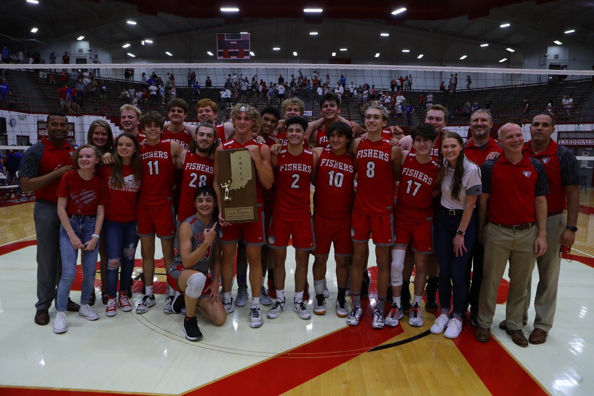 iscsportsnet's tweet photo. Fishers and Roncalli gave us an epic battle in 2021. Who will wear the crown this year? 👑 

Don’t miss the 2022 @IBVCAvb State Championship this Saturday on ISC 🏐🏐🏐

Watch on ISC TV &amp; Comcast 81 and streaming FREE to socials!

https://t.co/cfhrVol58O https://t.co/Ktjk1nFt3E