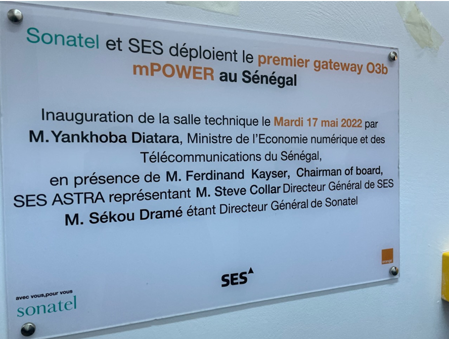 Barre_Jerome's tweet photo. En cette journée mondiale des télécoms c'est l'histoire de la connectivité par satellite en Afrique qui est à l'honneur… En direct de Gandoul, au Sénégal, nous célébrons avec émotion le 50ème anniversaire de la station satellite inaugurée en 1972 @GroupeSonatel @SekouKDrame https://t.co/12oQ7FYUca