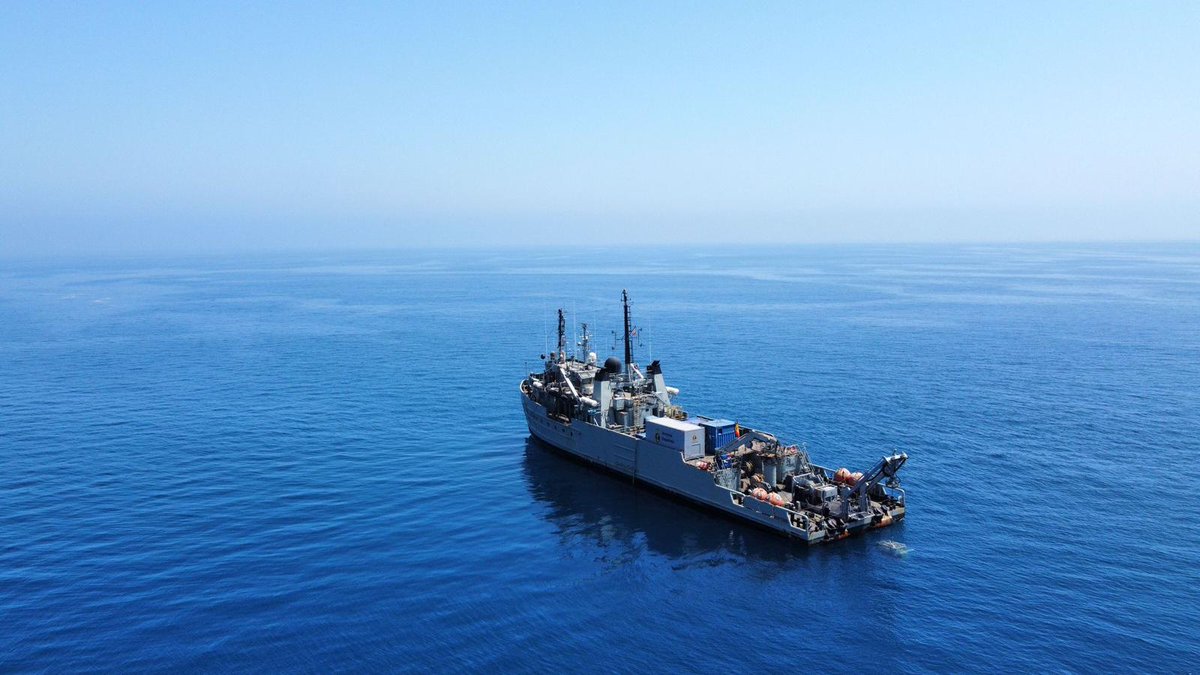 Armada_esp's tweet photo. Ejercicio #Marsec22.
El #A20Neptuno ha realizado esta mañana la primera fase de un escenario en el que se simula un naufragio. En primer lugar el buque emplea sus medios técnicos para localizar e identificar el pecio, dando paso mañana a la intervención de los buzos. https://t.co/LWZKnKLlJS